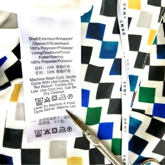 DKNY Skirt Maxi Multi Colored Geometric Pattern & Two Front Slits (~M, 31") - Picture 5 of 7